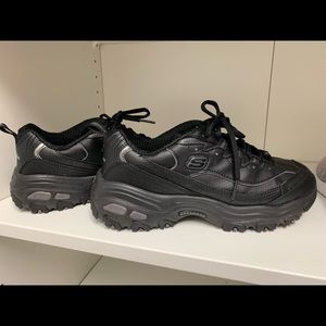 Black sketchers like new- size 7